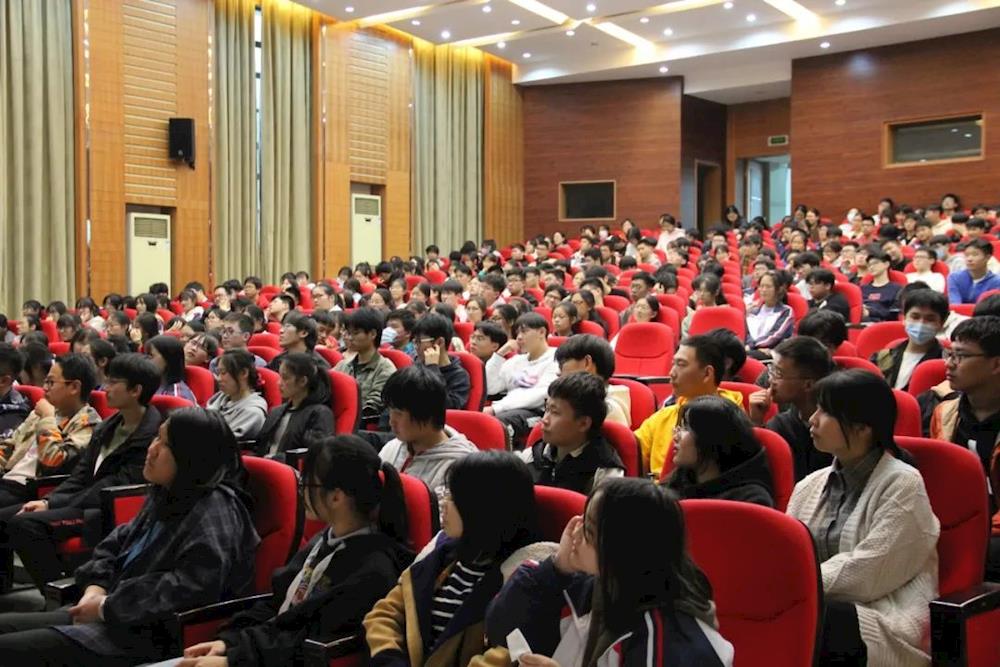 a816d9157d4642f980cc74c94545c98a.jpg a816d9157d4642f980cc74c94545c98a.jpg