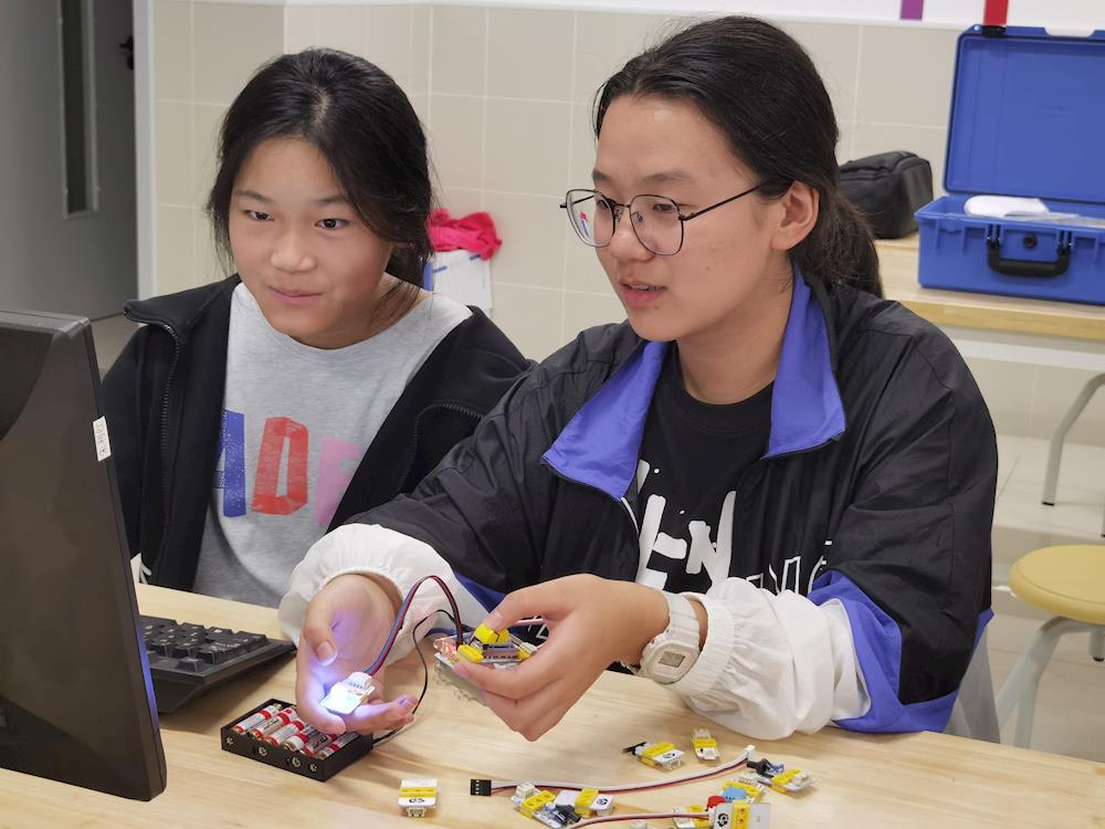 0d1b04455b6c45e99265a20c35ddb541.jpg 0d1b04455b6c45e99265a20c35ddb541.jpg