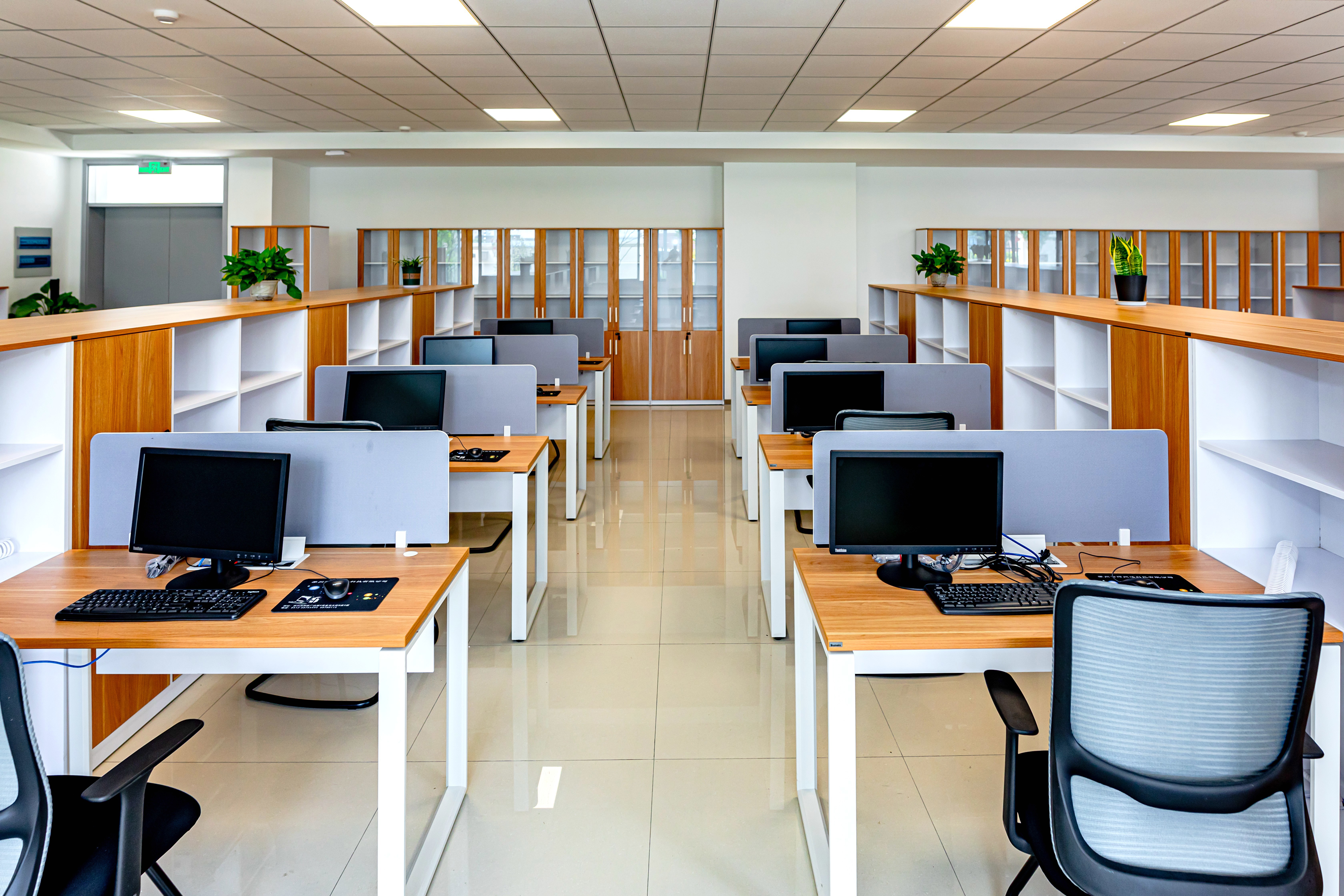 金山高级中学全校启用云电脑办公